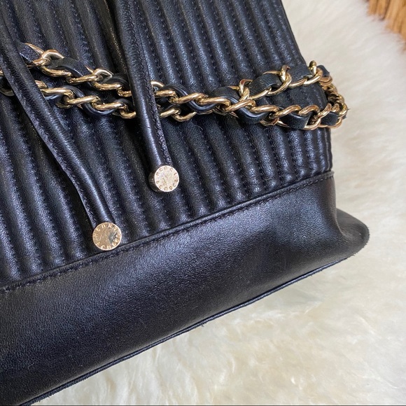 Henri Bendel No 7 Convertible Quilted Backpack Black Gold Hardware - Picture 7 of 14